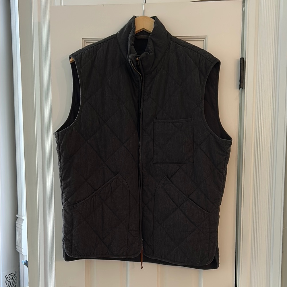 Black Quilted Vest with High Collar and Full Zipper